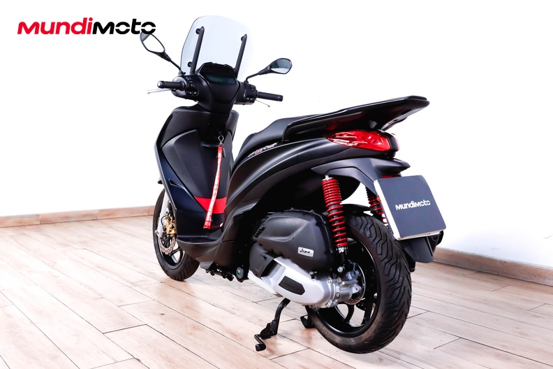Motorbike image 6