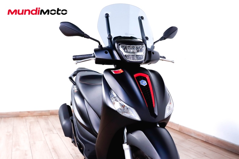 Motorbike image 4