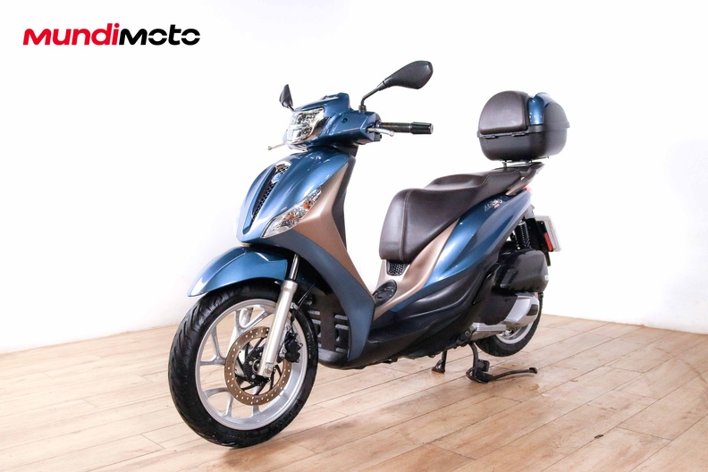 Motorbike image 7