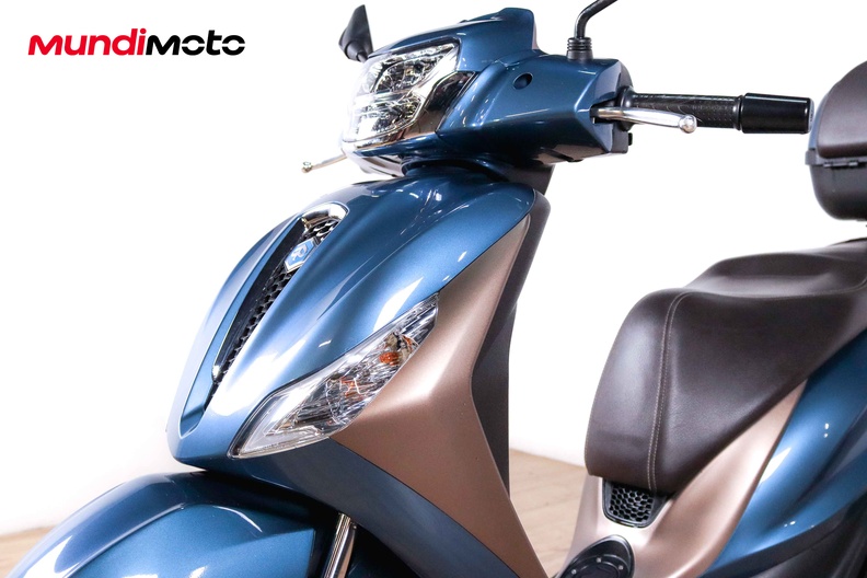 Motorbike image 8