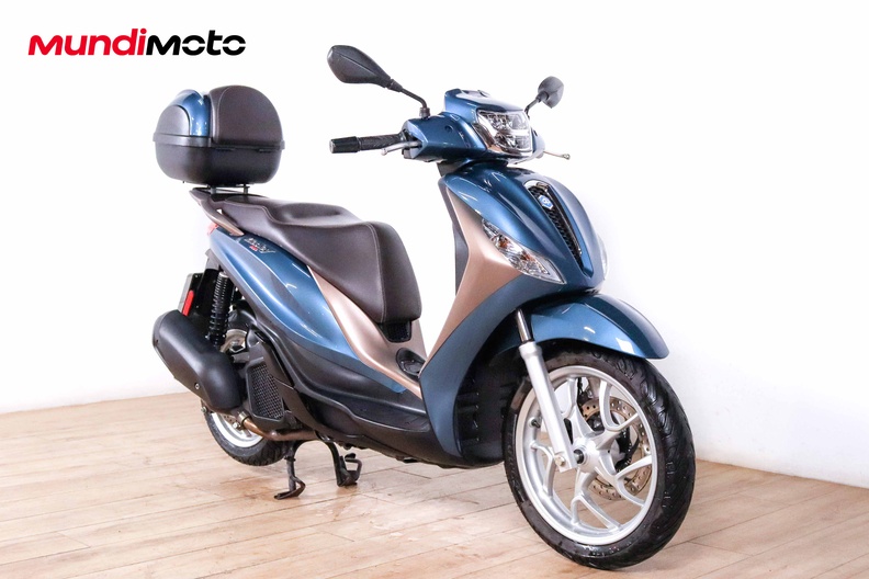 Motorbike image 1
