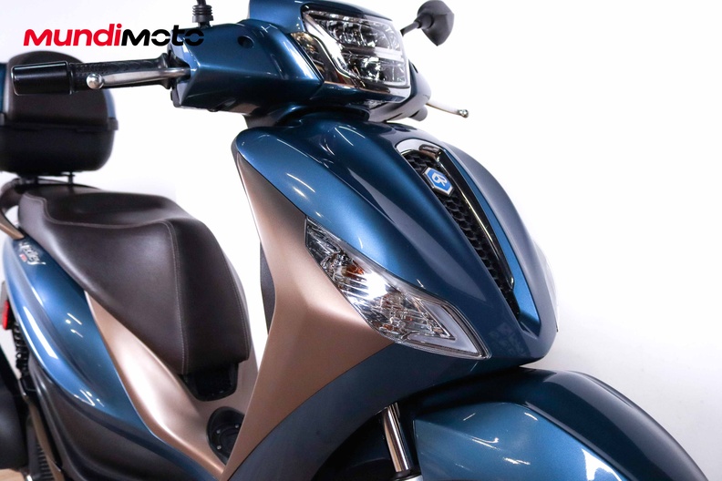 Motorbike image 4