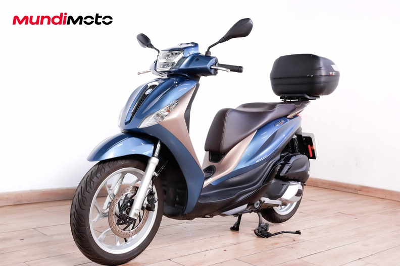 Motorbike image 7
