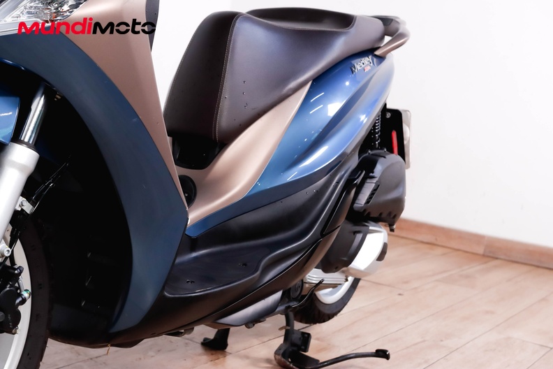 Motorbike image 8