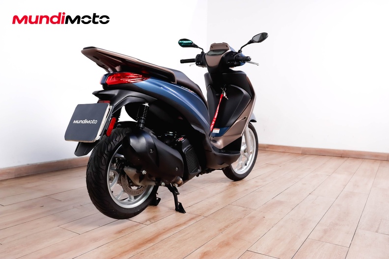 Motorbike image 2