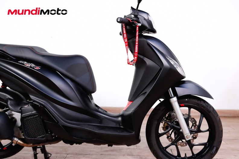 Motorbike image 12