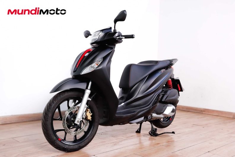 Motorbike image 7
