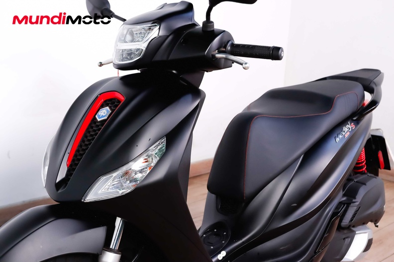 Motorbike image 8