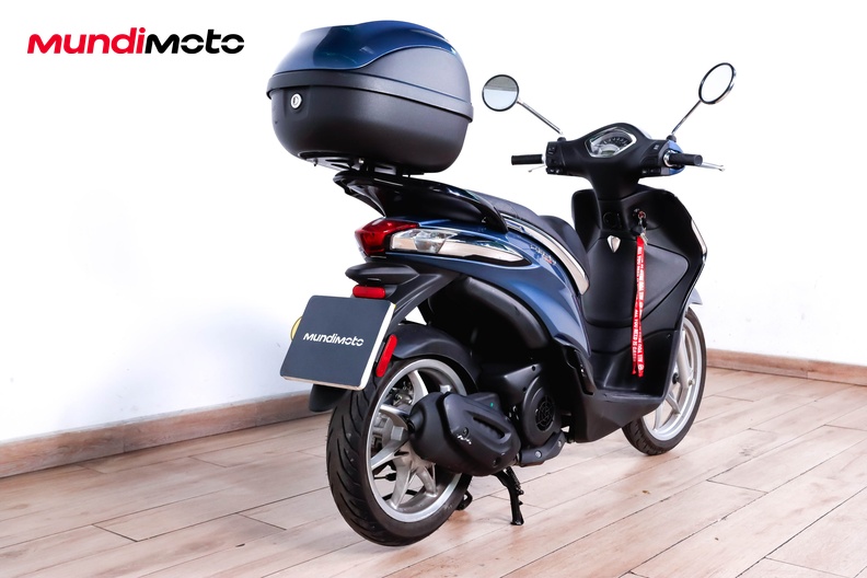 Motorbike image 2