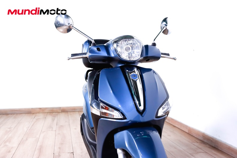 Motorbike image 4