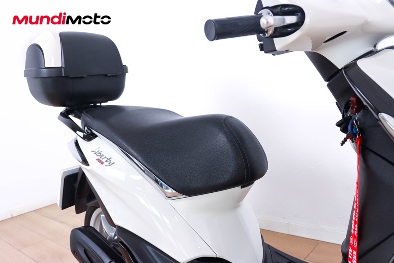 Motorbike image 12