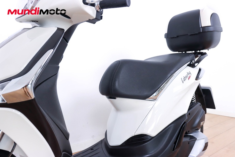 Motorbike image 8