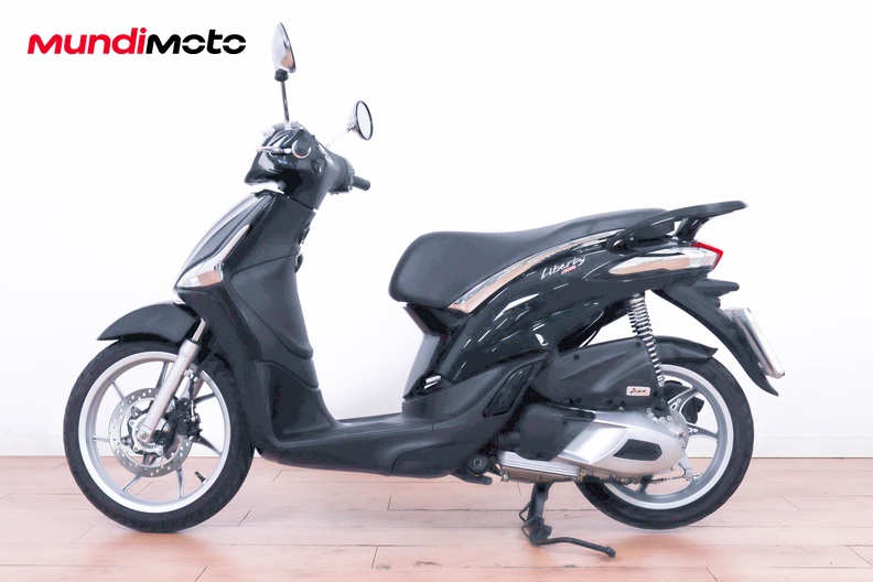 Motorbike image 5