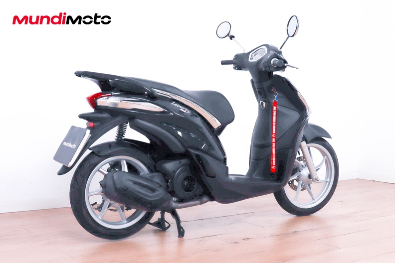 Motorbike image 2