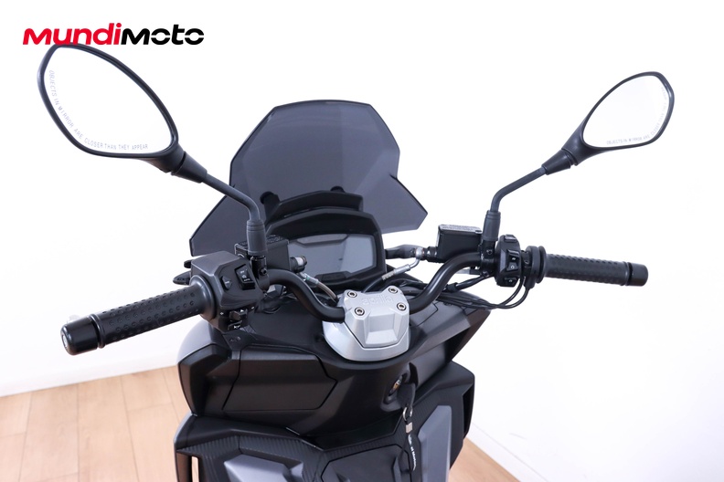 Motorbike image 10