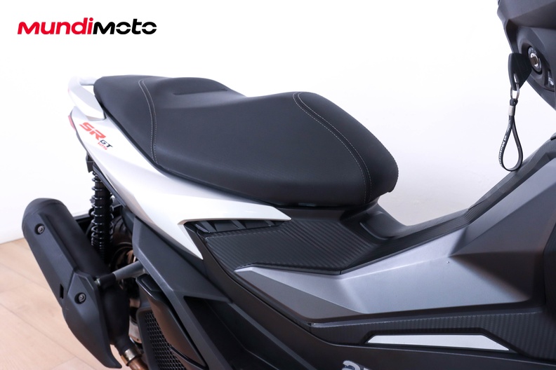 Motorbike image 13