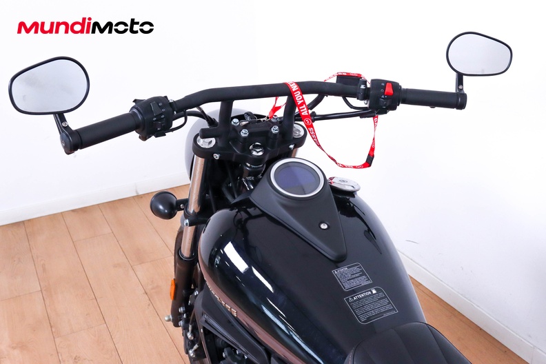 Motorbike image 10