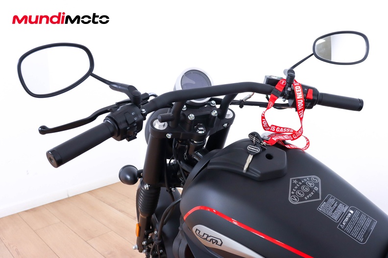 Motorbike image 10