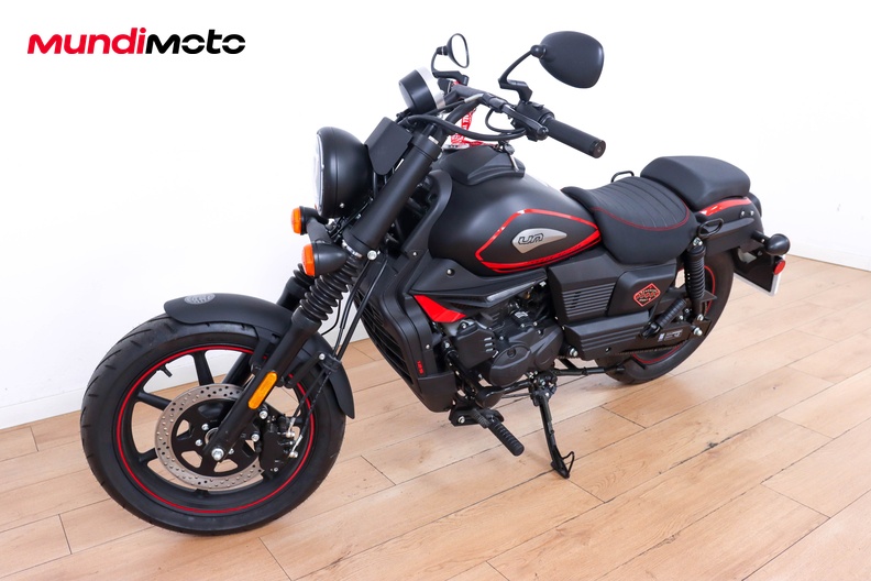 Motorbike image 7