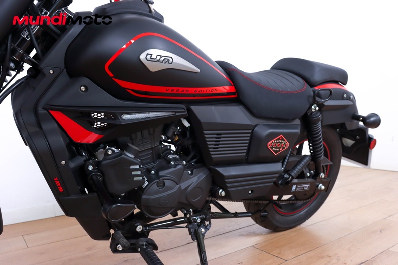 Motorbike image 8