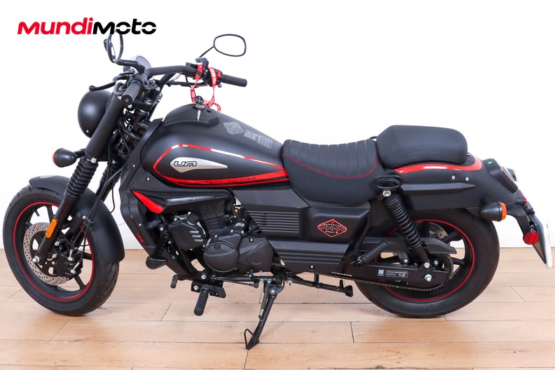 Motorbike image 5