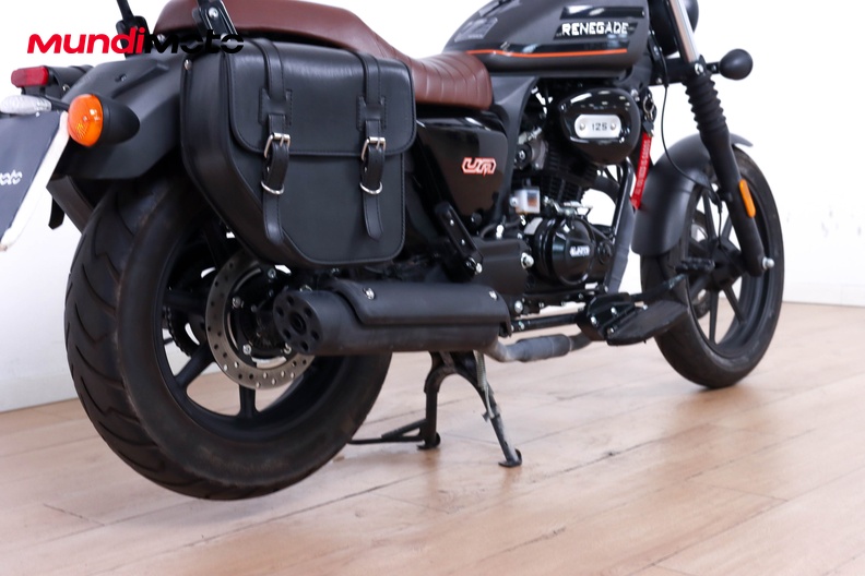 Motorbike image 3