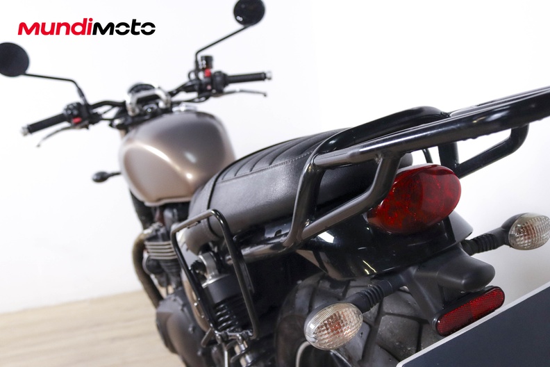 Motorbike image 9