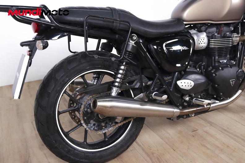 Motorbike image 3