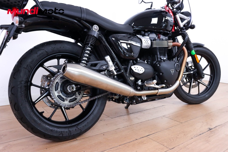 Motorbike image 3