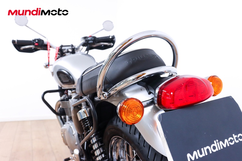 Motorbike image 9