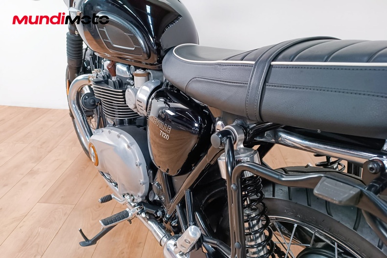 Motorbike image 8