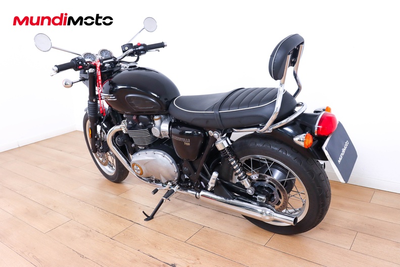 Motorbike image 6