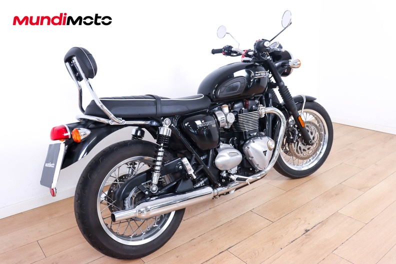 Motorbike image 2