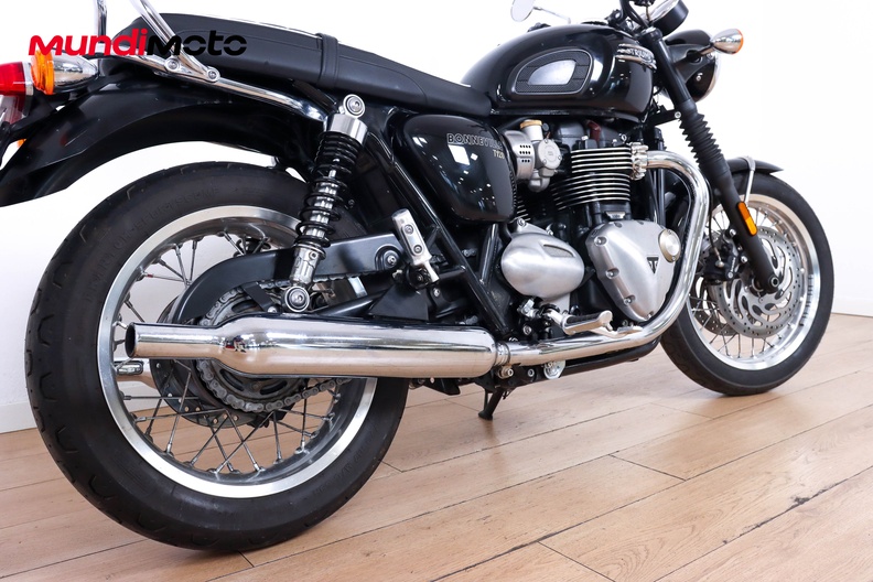 Motorbike image 3