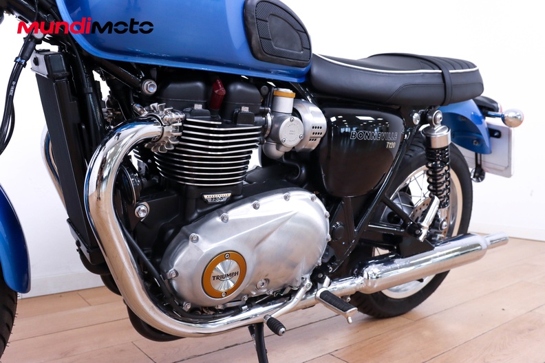 Motorbike image 8