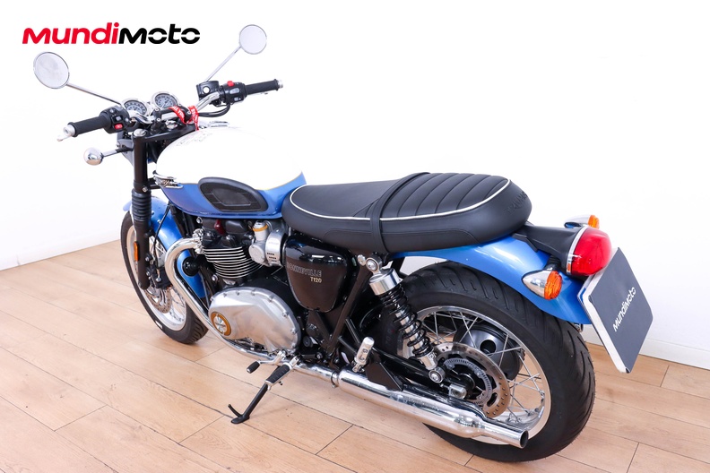 Motorbike image 6