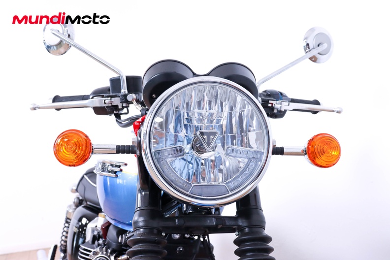 Motorbike image 4