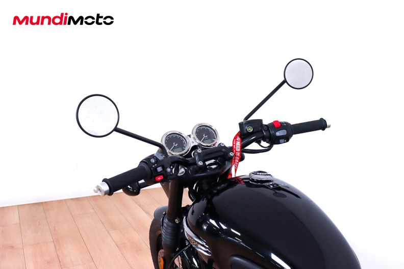 Motorbike image 10