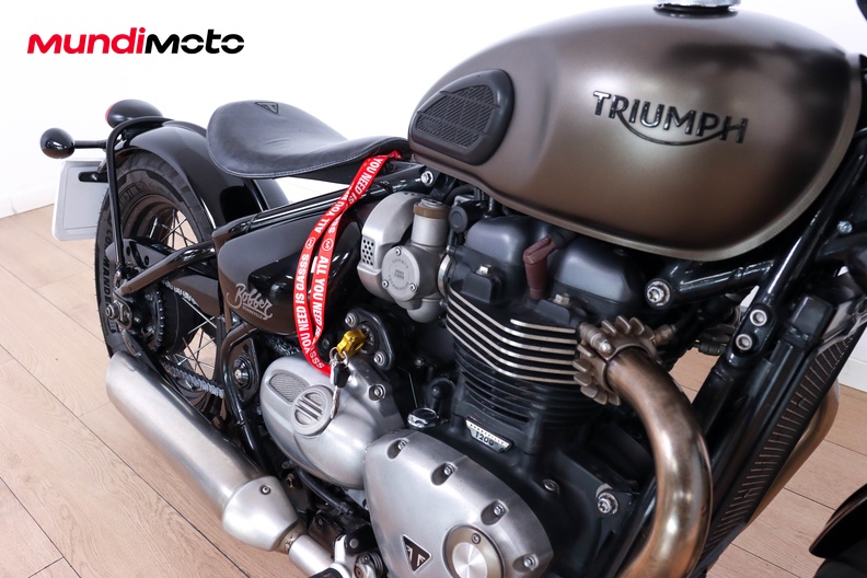 Motorbike image 13