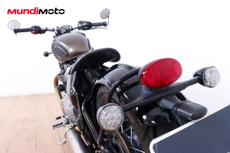 Motorbike image 9
