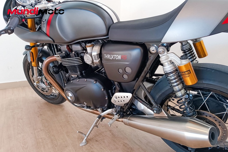 Motorbike image 8