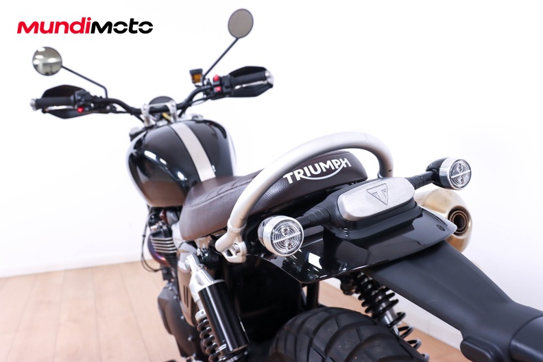 Motorbike image 9