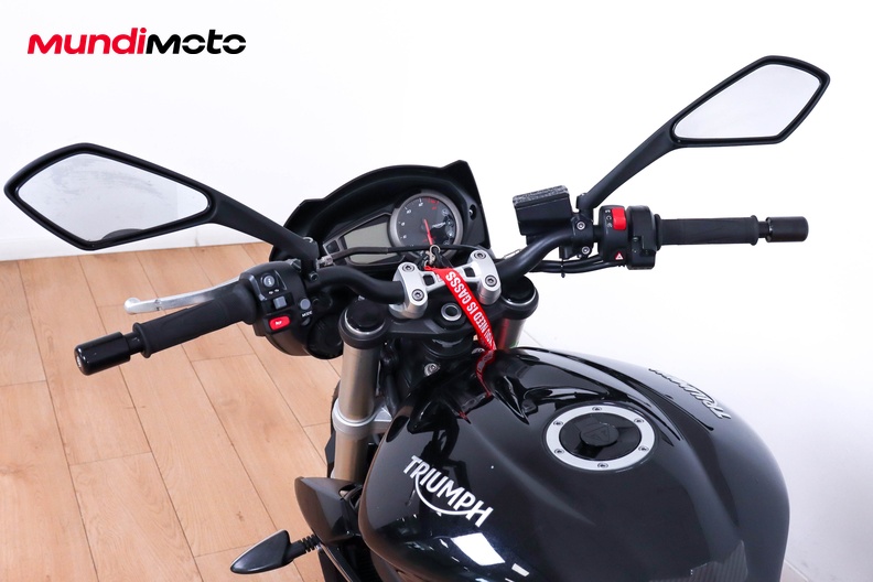 Motorbike image 10