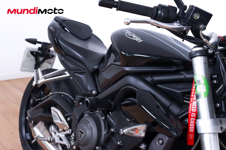 Motorbike image 12