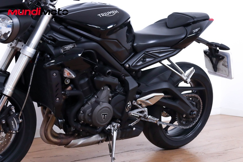 Motorbike image 8