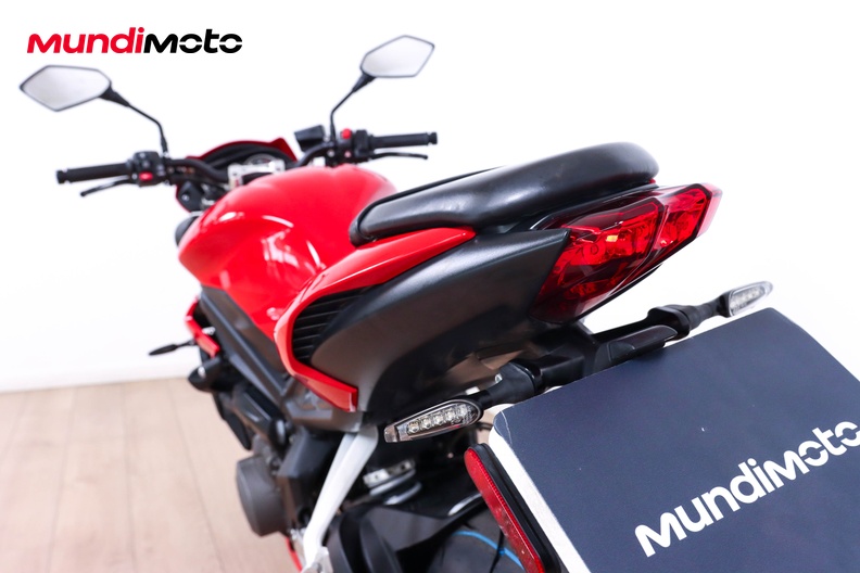 Motorbike image 9