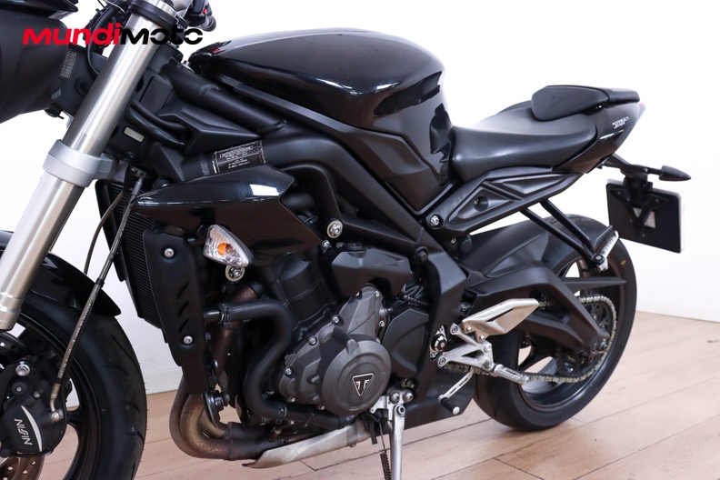 Motorbike image 8