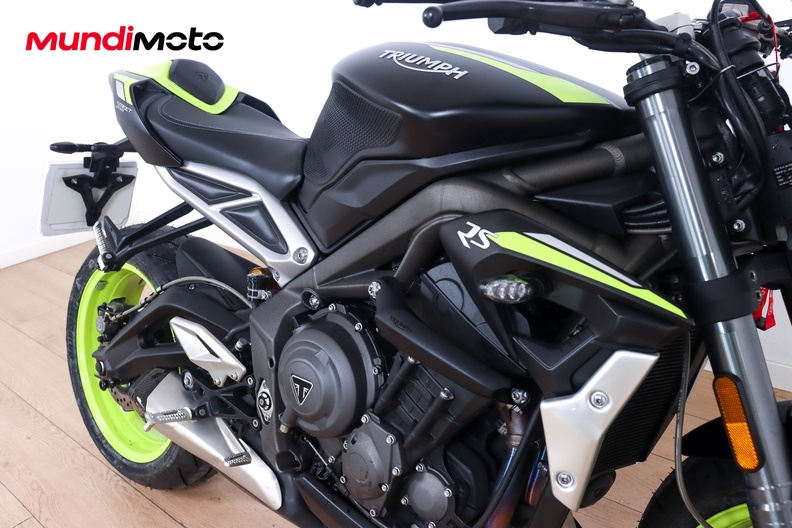 Motorbike image 13