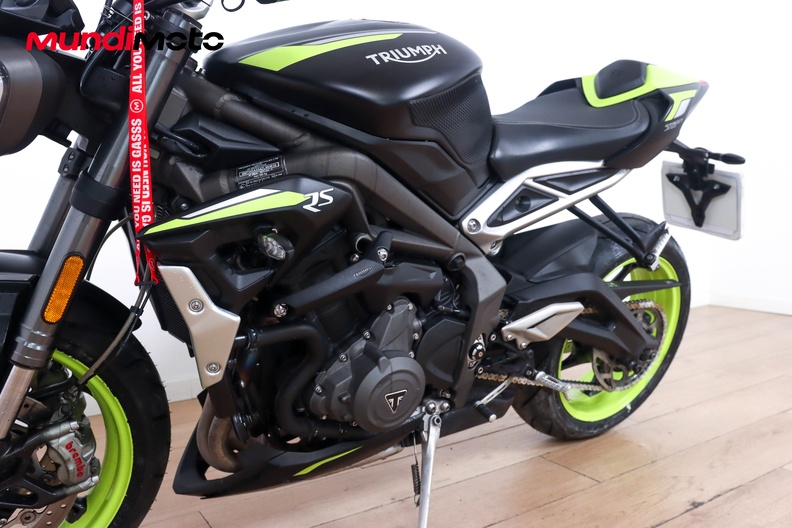 Motorbike image 8