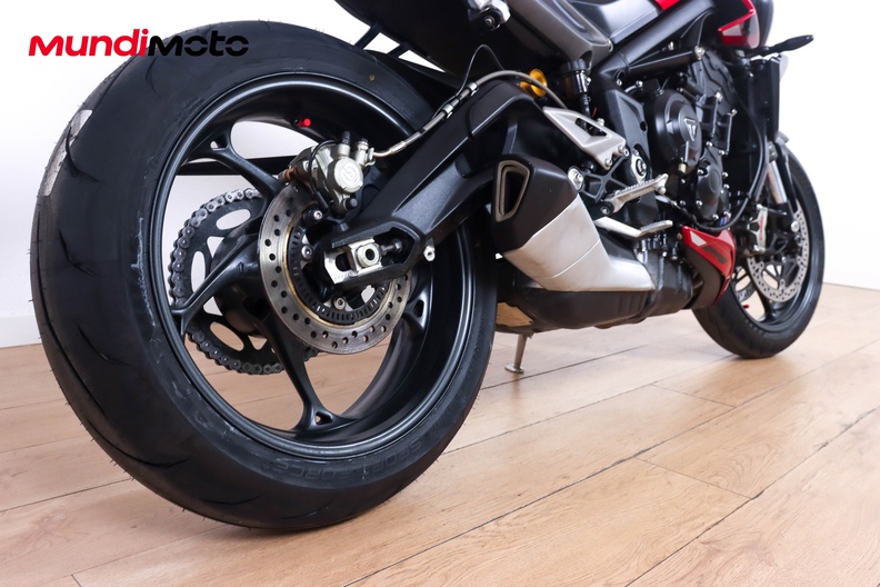 Motorbike image 3